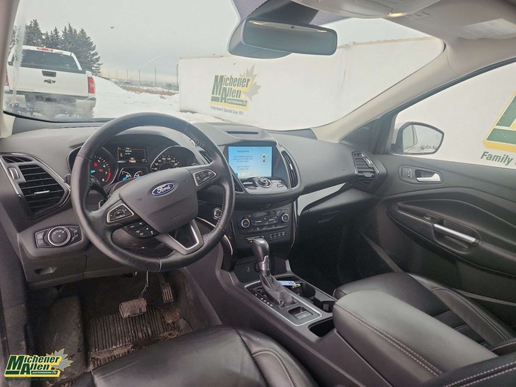 2018-ford-escape-titanium-image-23