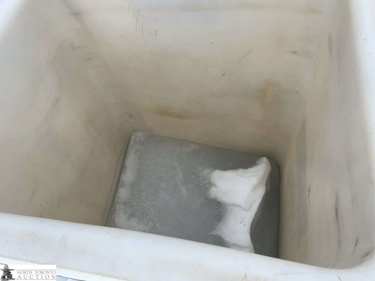 2006-ford-f550-image-27