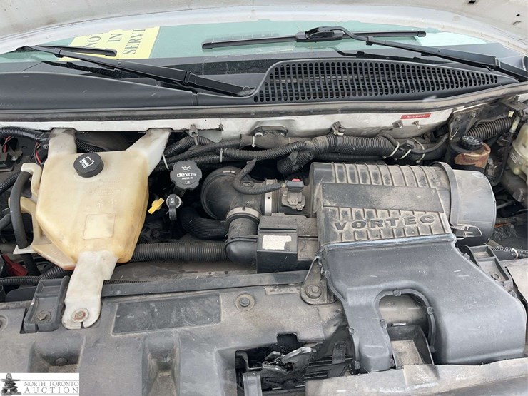 2016-chevrolet-express-g3500-image-14