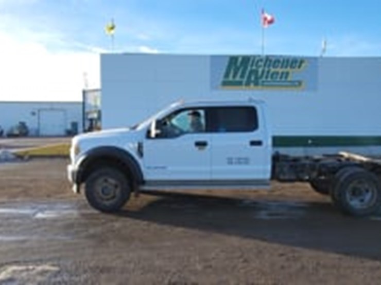 2019-ford-f450-image-5