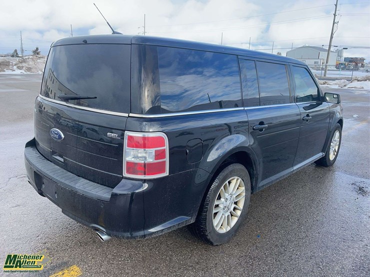 2013-ford-flex-image-5