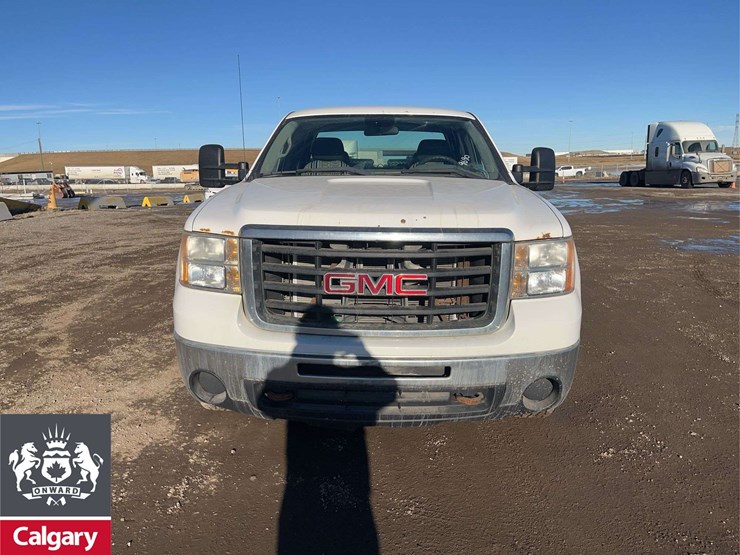 2008-gmc-sierra-2500hd-image-9