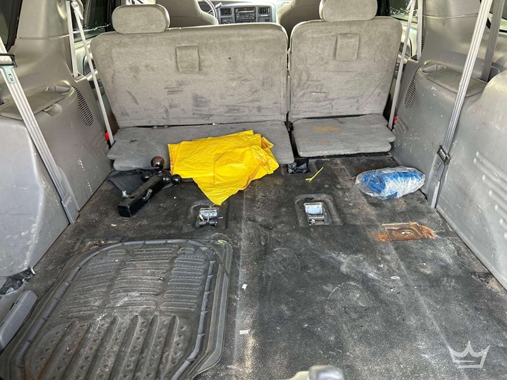 2005-ford-excursion-image-21