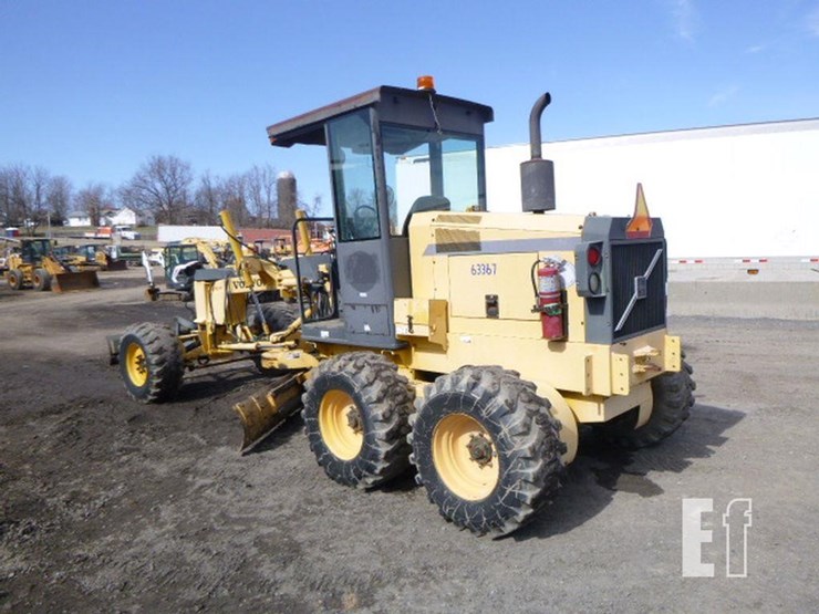 2004-volvo-g86-image-40