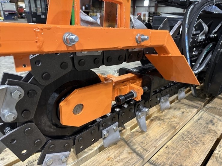 2025-mower-king-ecssct72-trencher-image-7