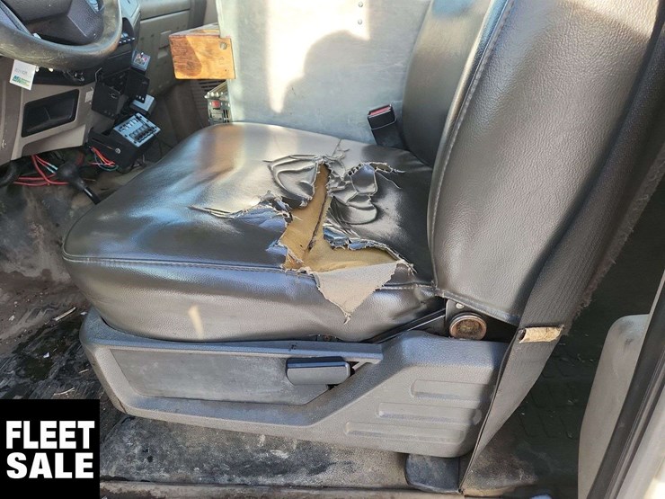 2009-ford-f550-image-23