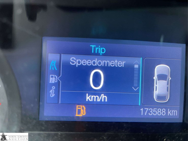 2015-ford-explorer-police-interceptor-image-18