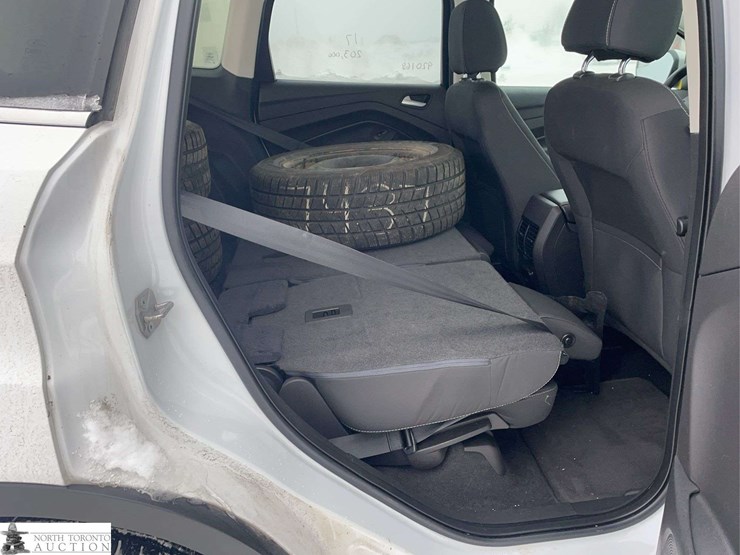 2017-ford-escape-image-25