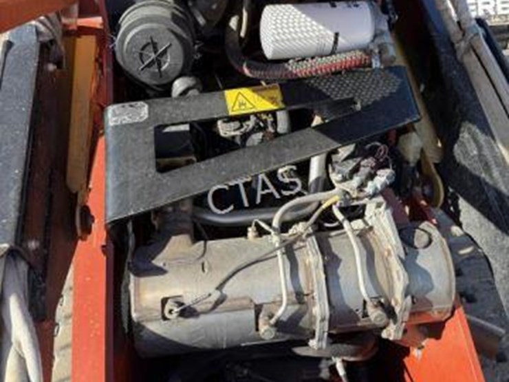 2019-ditch-witch-sk1550-image-10