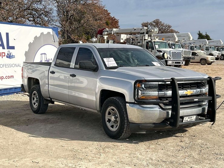 2018-chevrolet-silverado-1500-image-4