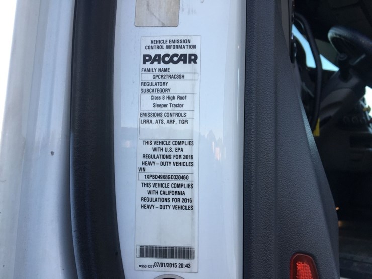 2016-peterbilt-579-image-16