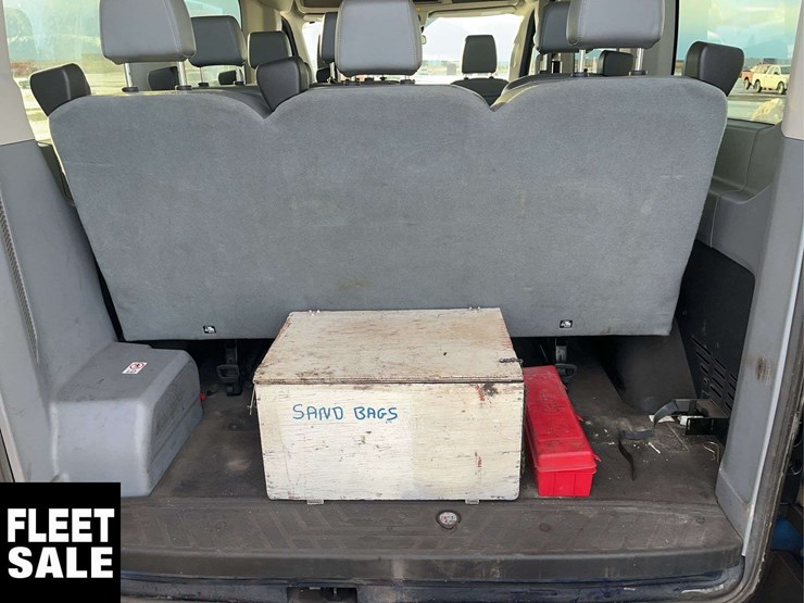 2019-ford-transit-image-16