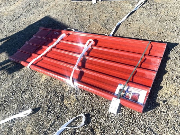 (30)-unused-8ft-x-3ft-corrugated-polycarbonate-image-1