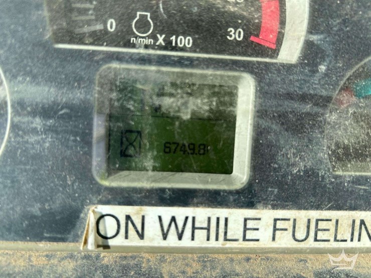 2015-caterpillar-backhoe-image-6