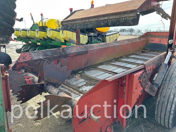 new-holland-185-image-8