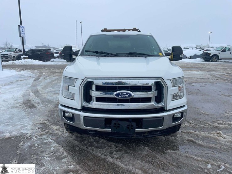 2017-ford-f150-image-8