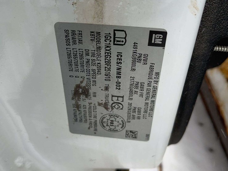 2011-chevrolet-k2500-image-12