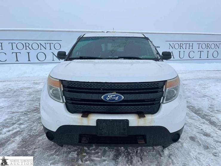 2014-ford-explorer-image-2