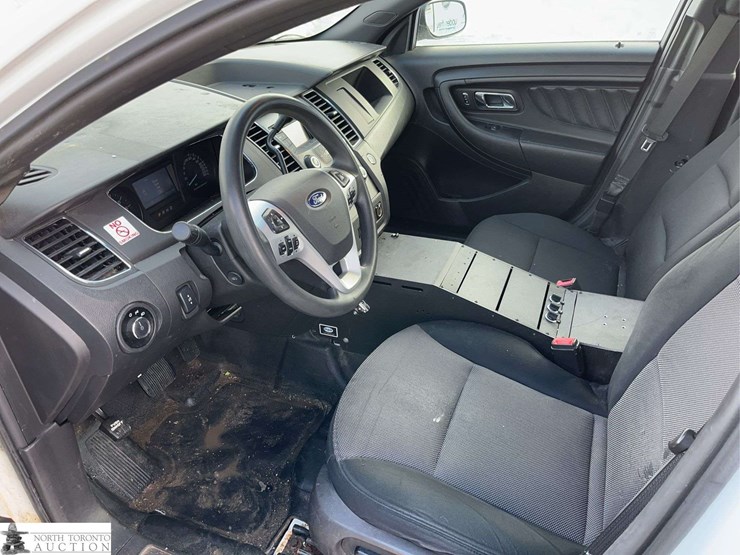 2016-ford-taurus-police-inte-image-27