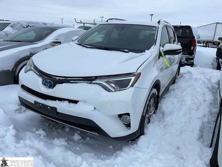 2017-toyota-rav4-image-1