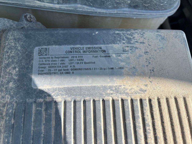 2016-chevrolet-silverado-1500-image-11