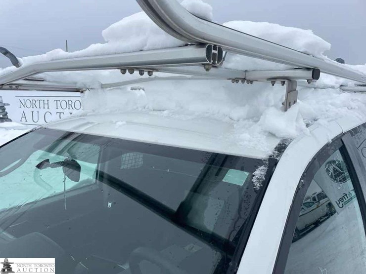 2014-ram-tradesman-image-13