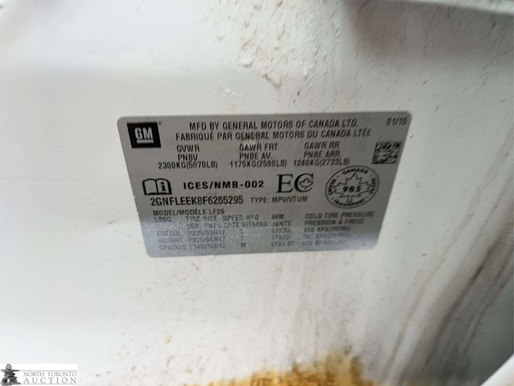 2015-chevrolet-equinox-ls-image-8