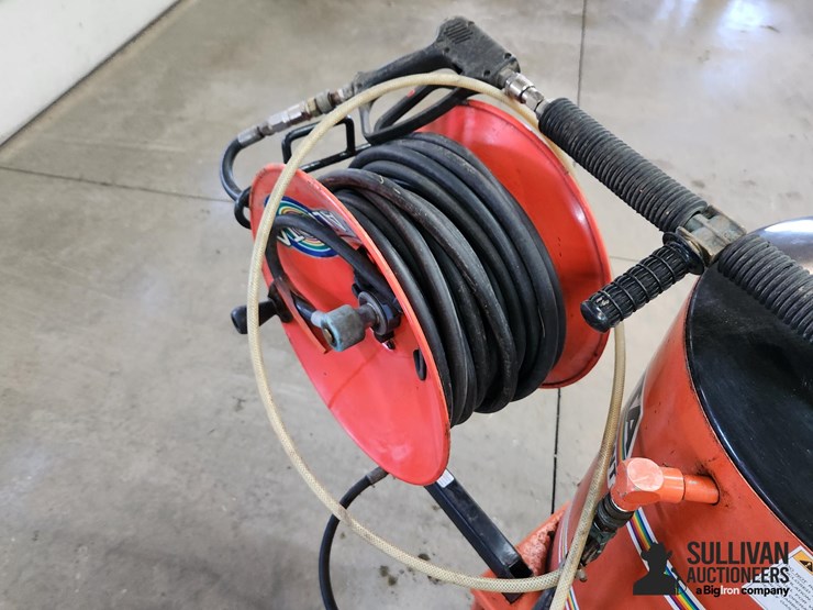 alkota-4182-hot-water-pressure-washer-image-13