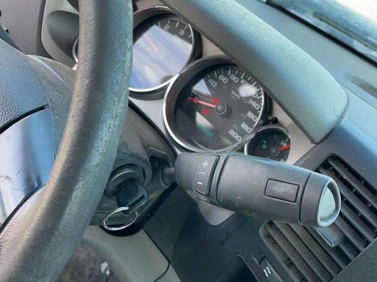 2008-chevrolet-silverado-2500hd-image-23