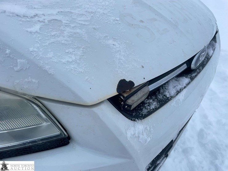 2016-ford-escape-image-28