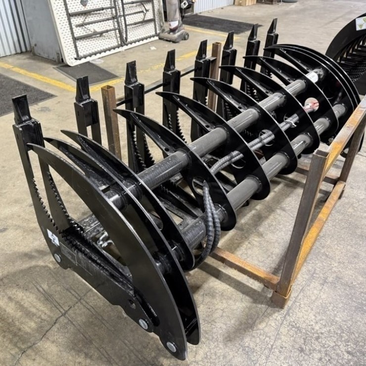 2025 GIYI GY-CLG72 Curved Log Grapple