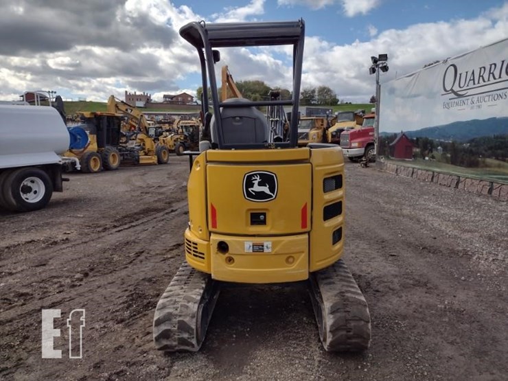 2022-deere-26g-image-4