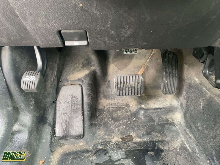 2014-ford-explorer-image-20