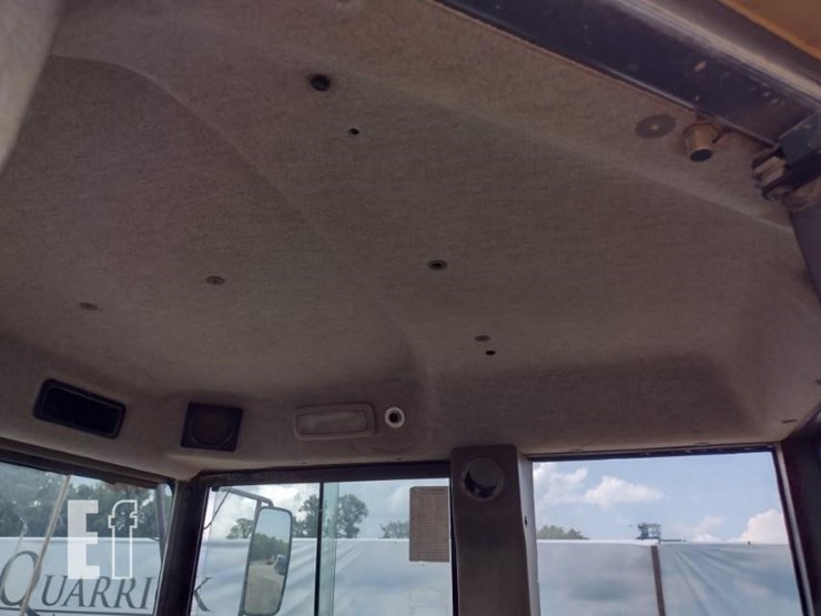 2003-volvo-a40d-image-14