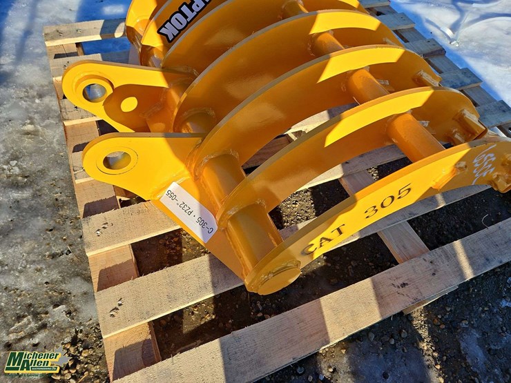 caterpillar-305-image-6