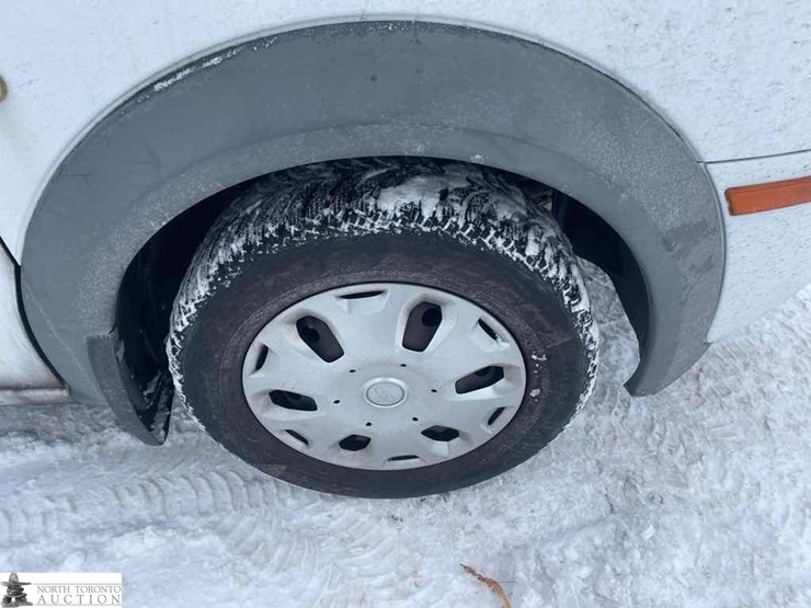 2011-ford-transit-connect-image-15