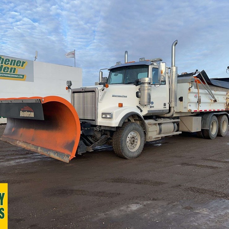 2016 WESTERN STAR 4900