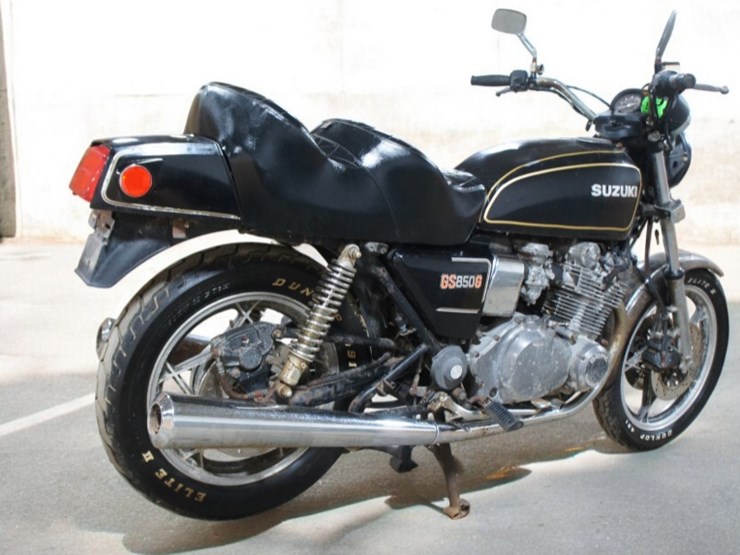 1980-suzuki-gs850g-motorcycle-image-3