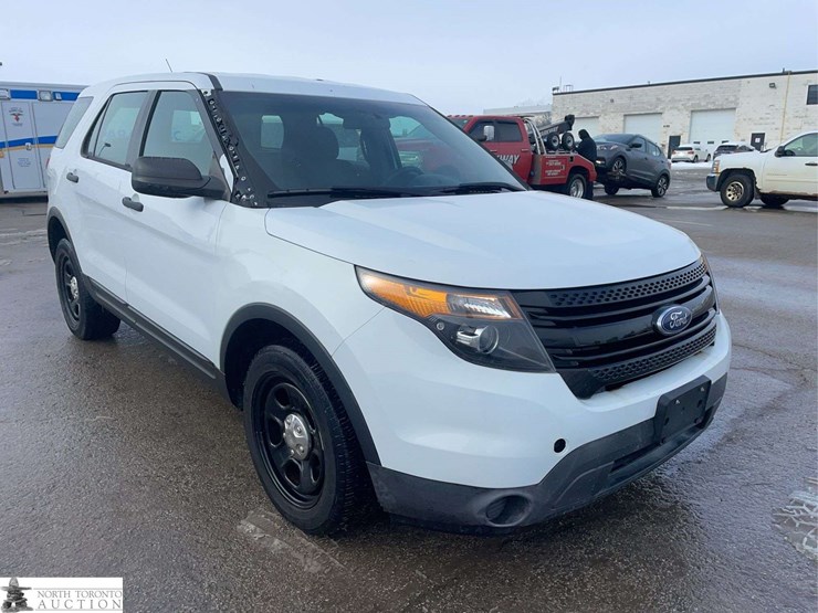 2014-ford-explorer-image-7