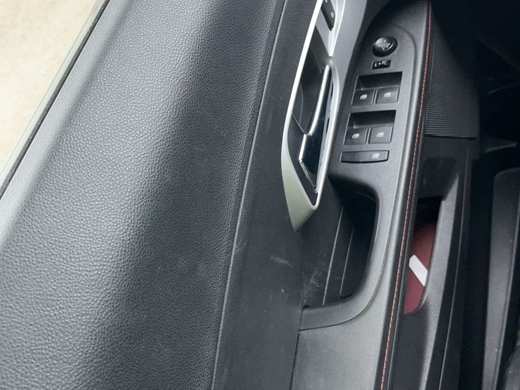 2014-chevrolet-equinox-image-24