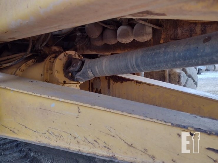 2003-volvo-a40d-image-38