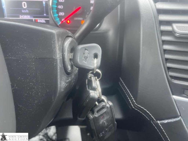 2018-chevrolet-tahoe-image-13