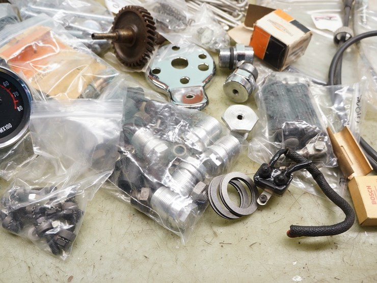 harley-davidson-miscellaneous-parts-lot-image-6