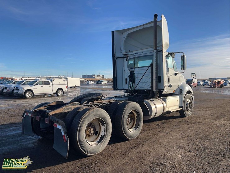 2017-international-prostar-image-4