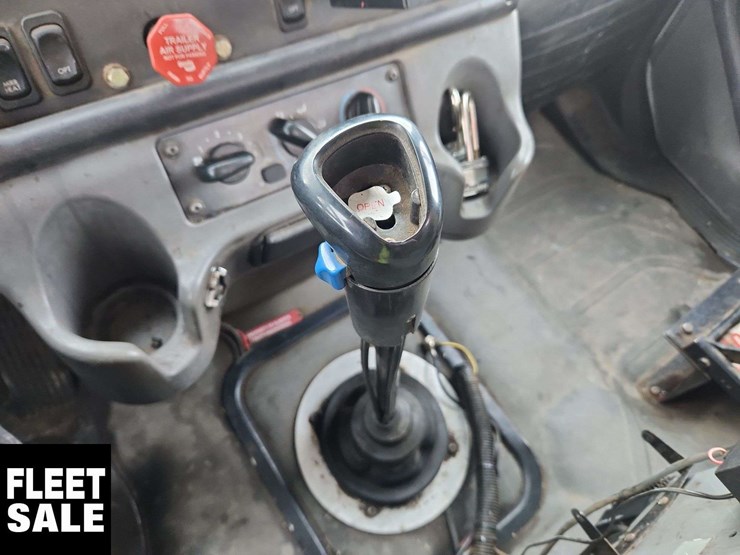 2006-hiab-200c-image-26