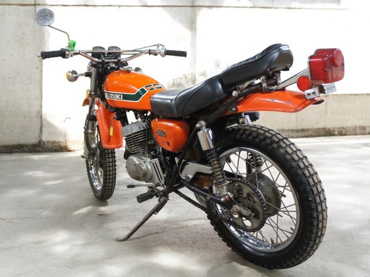 1973-suzuki-ts250-motorcycle-image-6