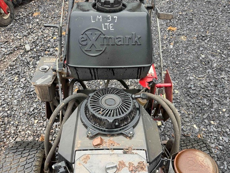 exmark-walk-behind-mower-image-3