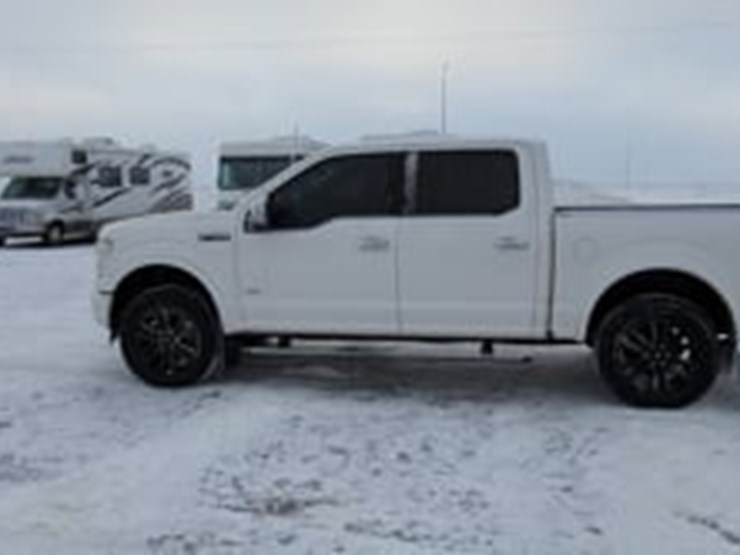 2017-ford-f150-image-5