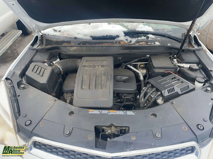 2015-chevrolet-equinox-image-9