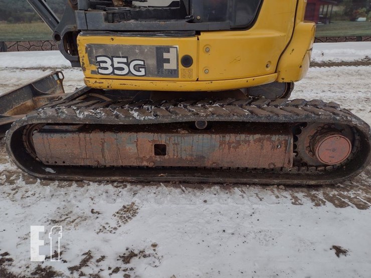 2016-deere-35g-image-26